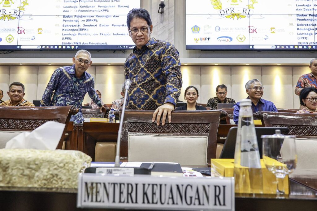 Menteri Keuangan Purbaya Yudhi Sadewa Siap Alokasikan Dana 200T ke 5 Bank