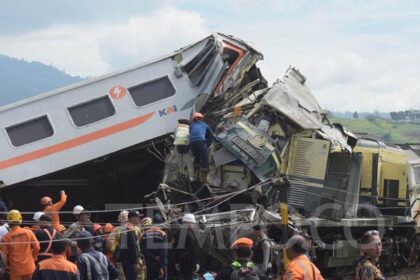 kecelakaan kereta Bekasi Tangerang