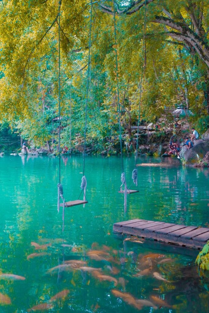 Telaga Biru Cicerem Kuningan Jadi Favorit Wisata Alam Pencari Ketenangan